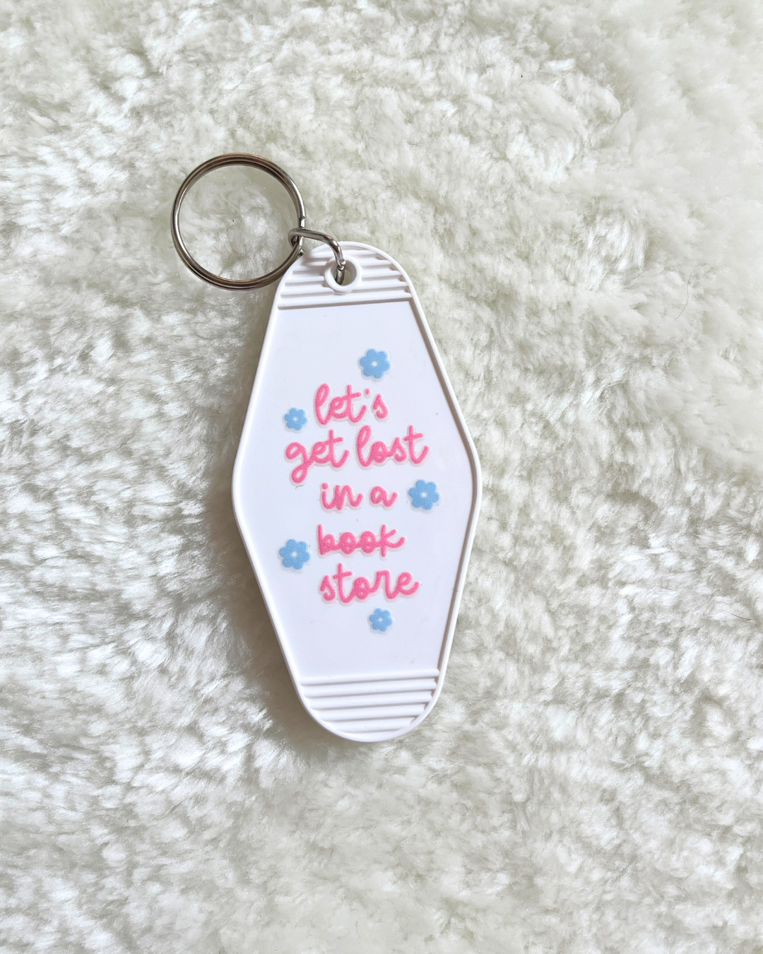 Lost in a Bookstore Keyring